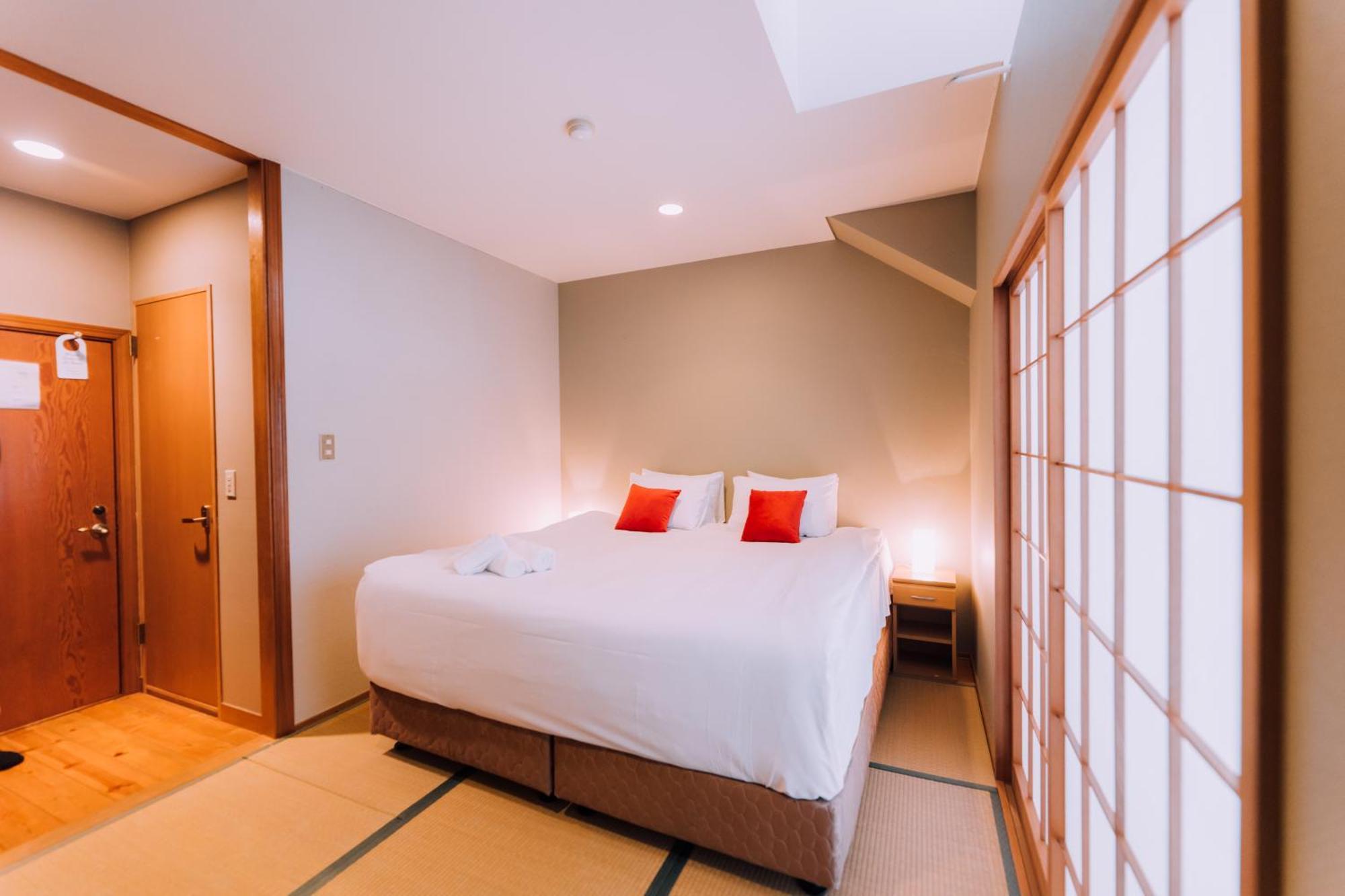 Double Black Hotel Hakuba Dış mekan fotoğraf